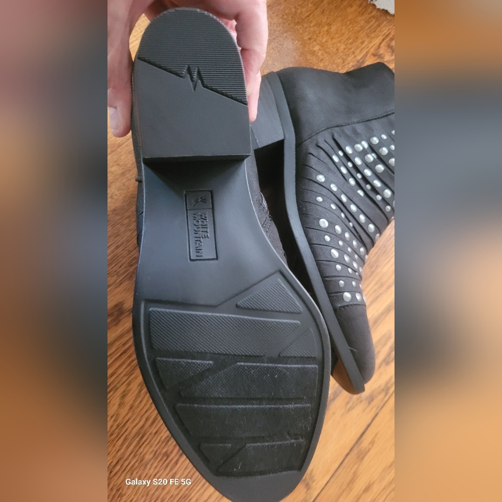 EUC Black Ankle Boots with Silver Studded Accents - - Picture 6 of 6